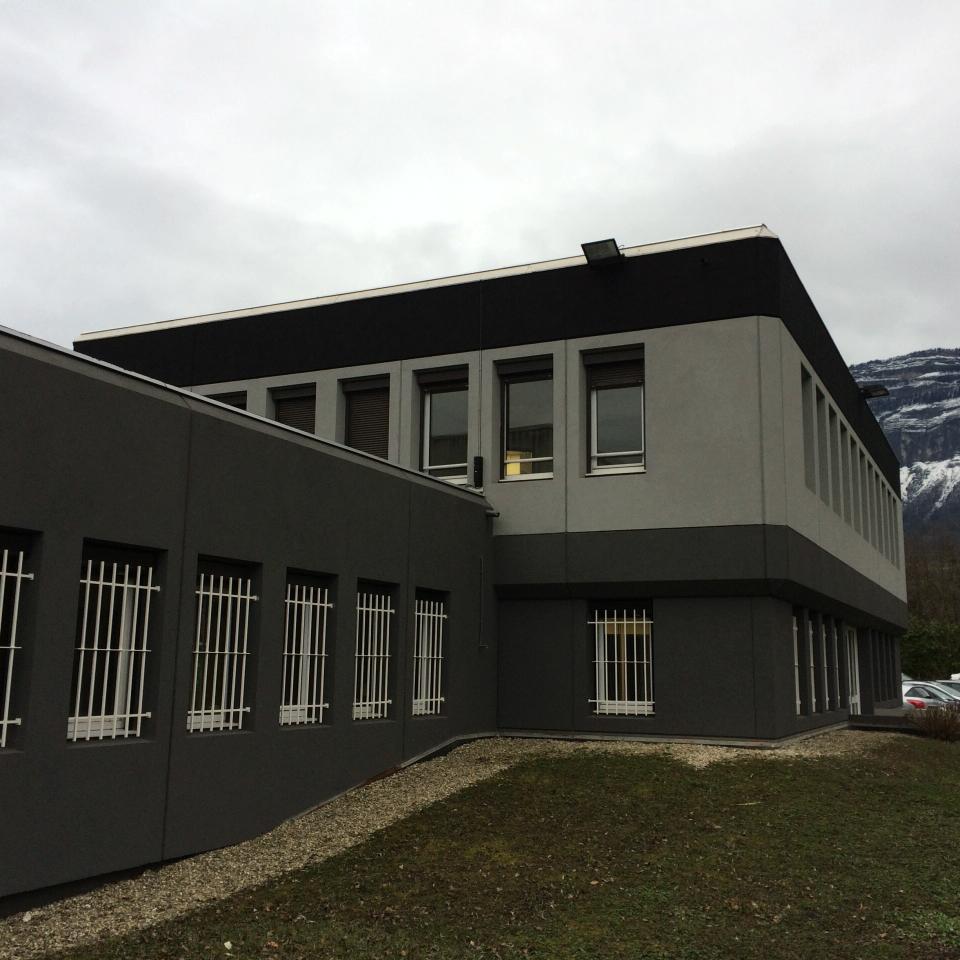 Local d'activité Montbonnot-Saint-Martin 2000m² Location local d'activité Montbonnot-Saint-Martin Isère OLACT2530265 2